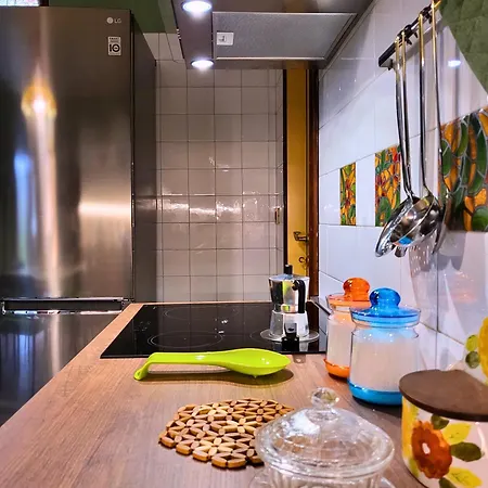 Casa Gelsomino, Laglio, *