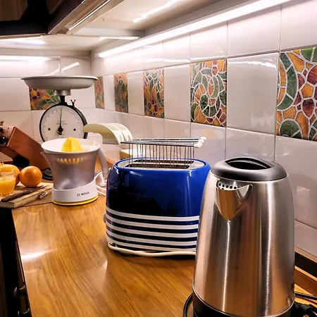 Casa Gelsomino, Laglio, *