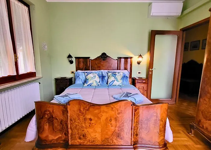 Casa Gelsomino, Laglio, *
