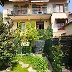 Casa Gelsomino, Laglio, בית נופש *