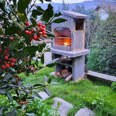 Casa Gelsomino, Laglio, * לאליו